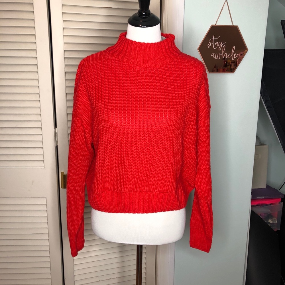NWT H&M Red Cropped Turtleneck Sweater